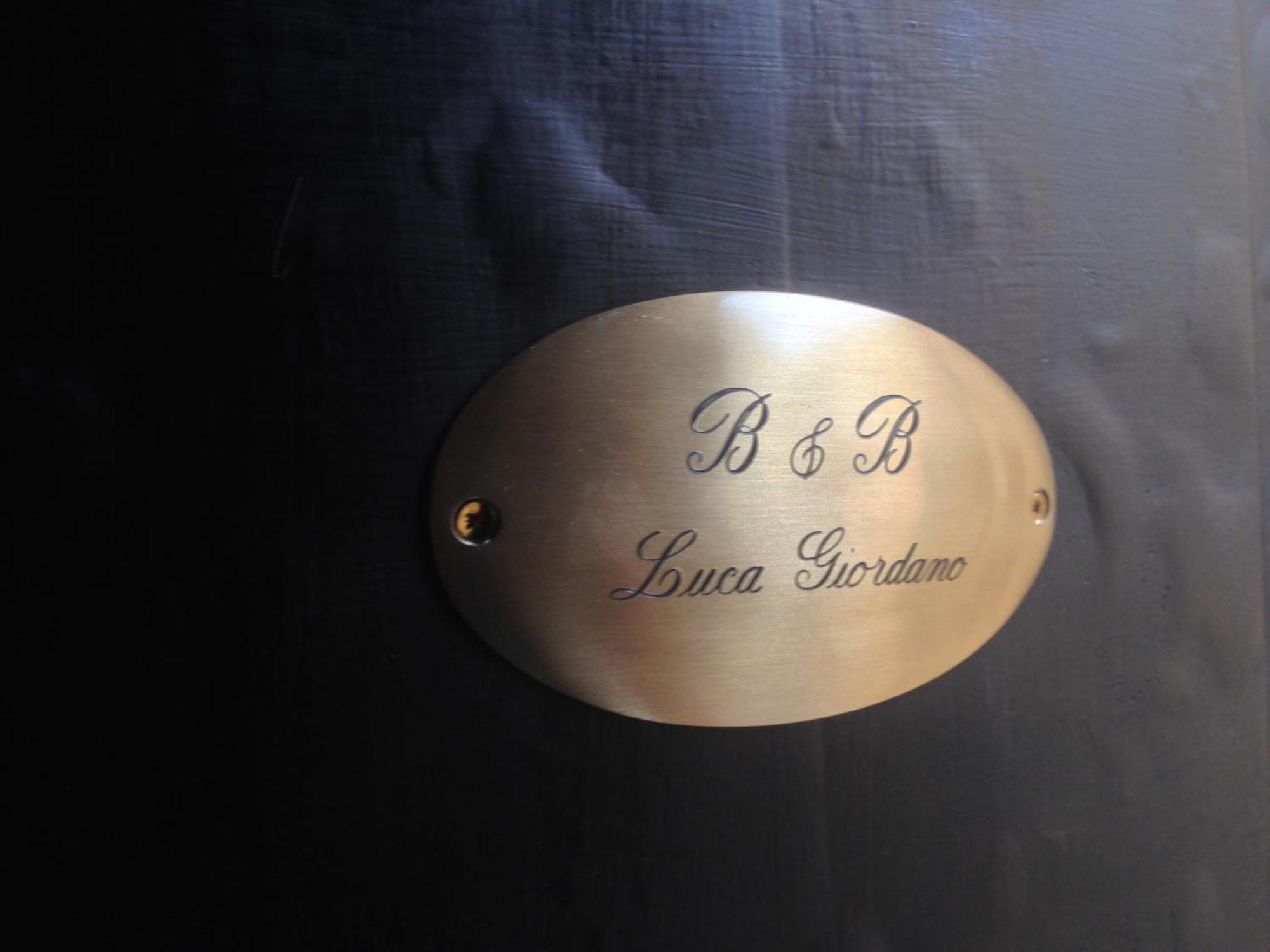 B & B Luca Giordano N6 เนเปิลส์ ภายนอก รูปภาพ