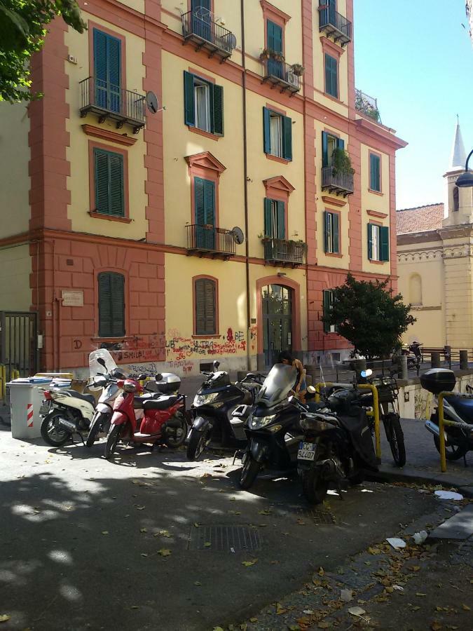 B & B Luca Giordano N6 เนเปิลส์ ภายนอก รูปภาพ