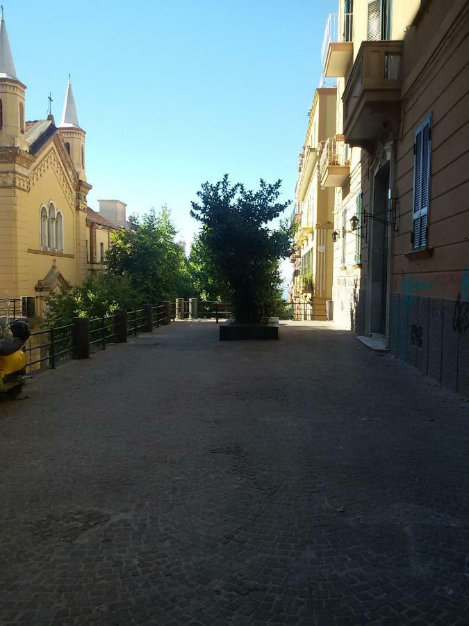 B & B Luca Giordano N6 เนเปิลส์ ภายนอก รูปภาพ